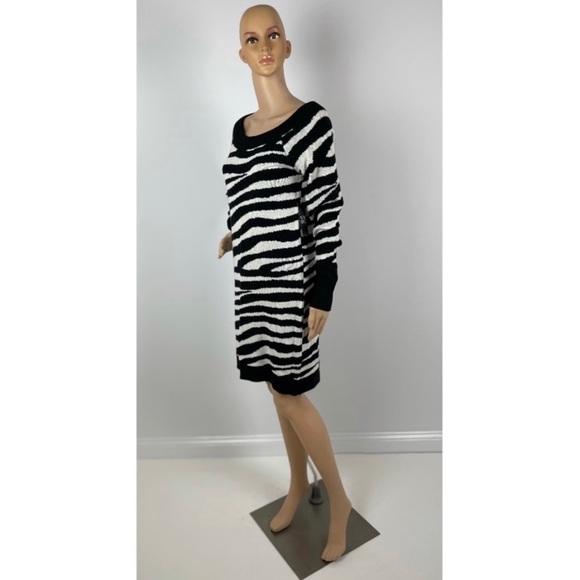 Black and White Zebra Sweater Dress - Picture 3 of 6